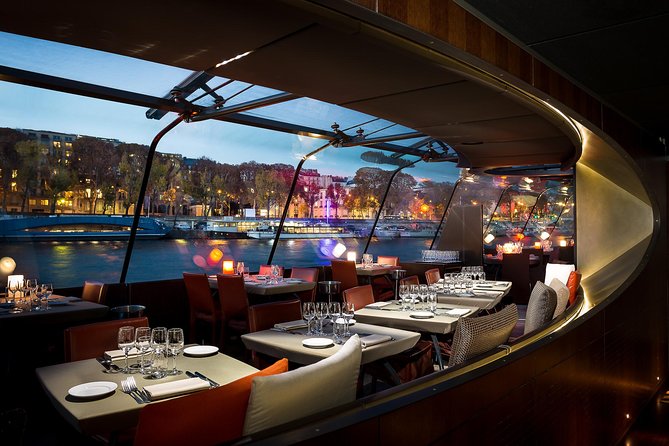 Bateaux Parisiens Seine River Gourmet Dinner & Sightseeing Cruise - Dinner and drinks: What the 3–4 course menu feels like