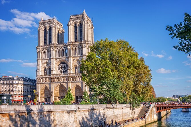 Early Access Paris Notre Dame Cathedral Walking Tour - Meet-up timing: where you start and how the walk ends