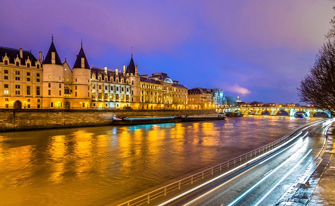 Eiffel Tower and City Tour by Bus with Seine River Cruise Option - Eiffel Tower access: 2nd floor views and what the summit upgrade changes