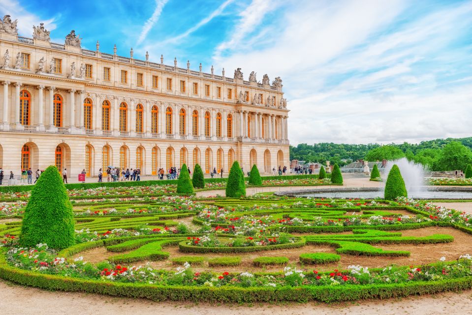 From Paris: Giverny and Versailles Palace Guided Day Trip - Key things to know before you go