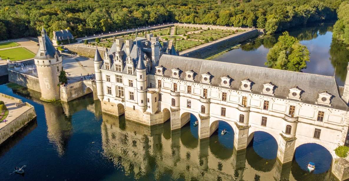 From Paris: Loire Valley Castles Day Trip With Wine Tasting - Wine tasting: what the complimentary stop really feels like