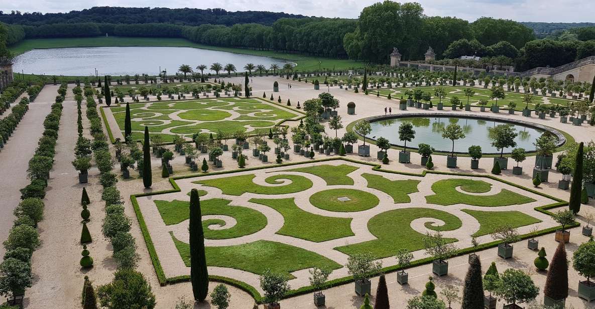From Paris: Versailles Palace and Gardens Guided Experience - Should You Book This Versailles Gardens-and-Palace Tour?