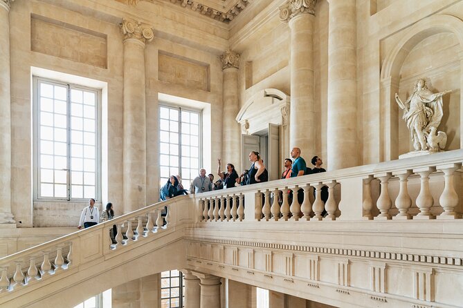 From Paris: Versailles Palace Live Tour with Gardens Access - Marie-Antoinette’s Estate and Trianon: worth it if you can handle the walking