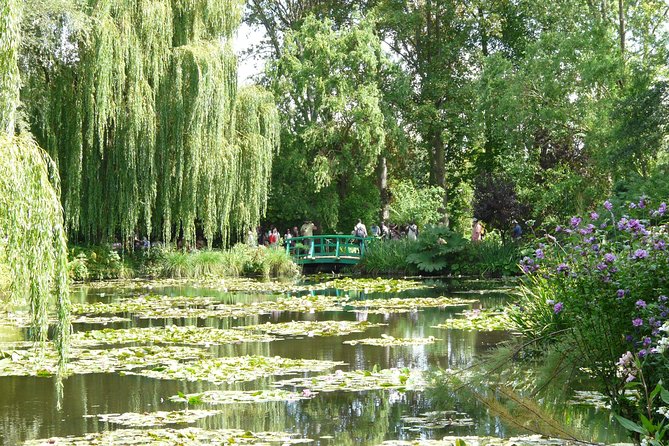 Giverny and Versailles Small Group Day Trip from Paris with Lunch - La Galerie des Glaces and the royal apartments: where the time goes