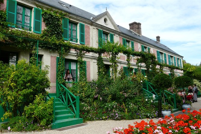 Giverny and Versailles Small Group Day Trip from Paris with Lunch - Small group size, timed entrance, and the guide’s real job