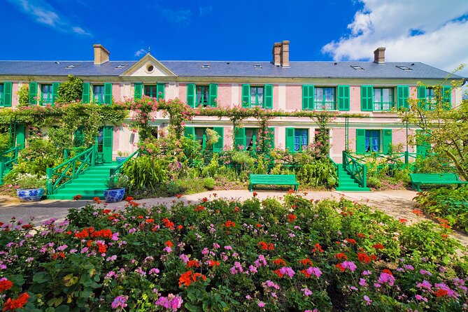 Giverny Monet’s Home and Gardens Half Day Tour from Paris - Fondation Claude Monet: house first, then lily pads