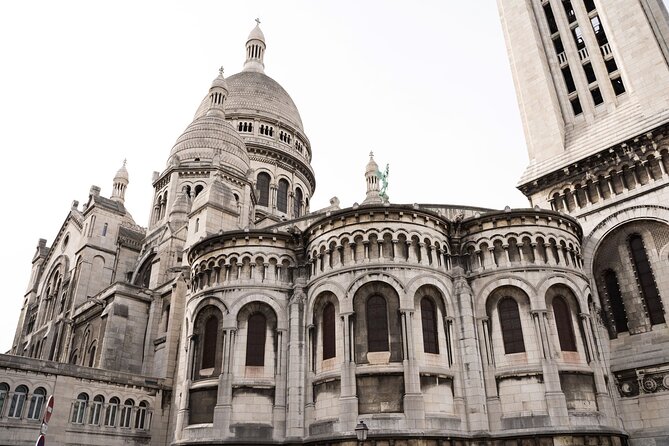 Hidden Montmartre: Paris' Secret Streets Walking Tour - Stop 1: Montmartre Village streets and the artist-era feel