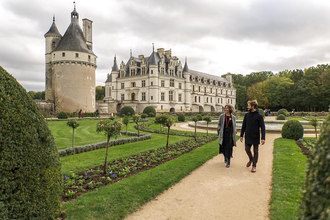Loire Valley Castles Trip with Chenonceau and Chambord from Paris - Domaine National de Chambord: 20 minutes to reset your eyes
