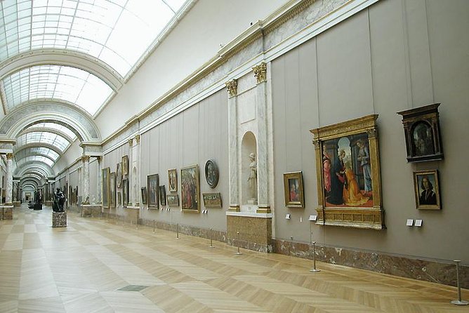 Louvre Museum and Seine River Cruise Tickets by e-mail - On the water: what to expect for crowds, noise, and photo time