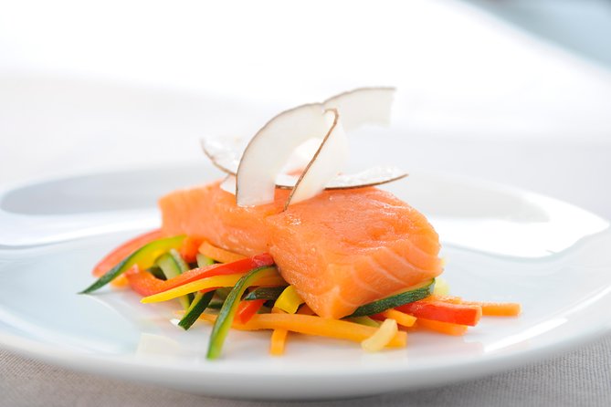 Paris 3-Course Gourmet Dinner and Sightseeing Seine River Cruise - Value Check: Is This Dinner Cruise Worth the Money?