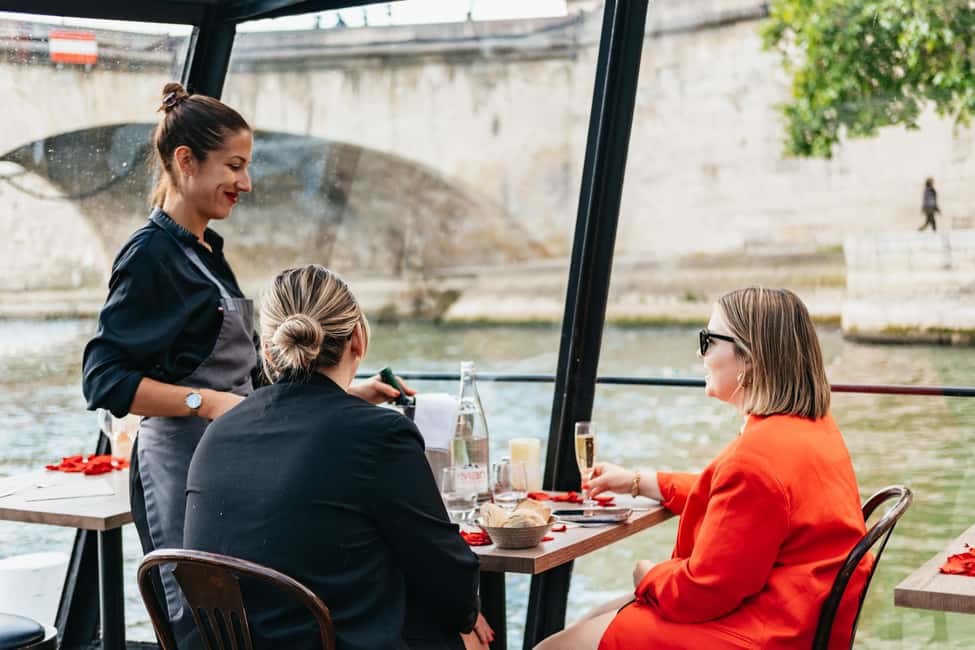 Paris : 3-Course Gourmet Dinner Cruise on Seine River - Price and value: is $100 for a Seine dinner cruise actually fair?