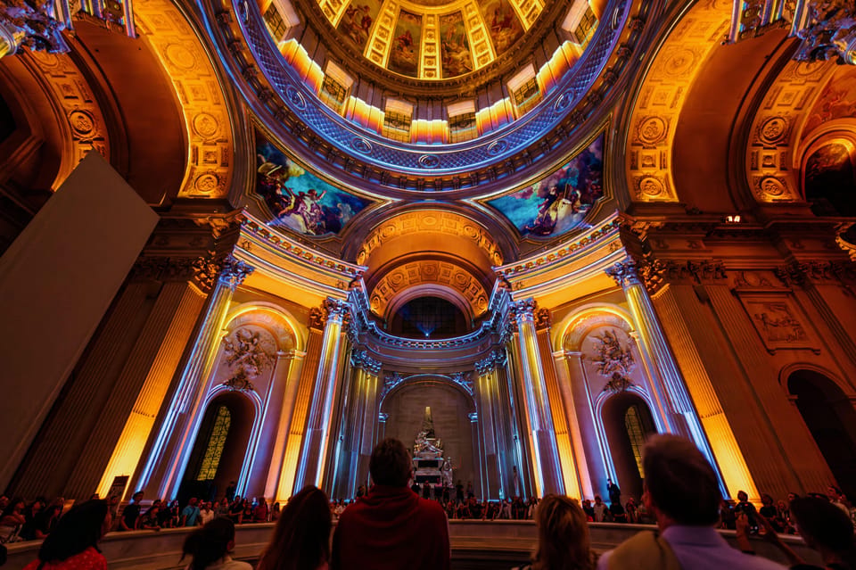 Paris: Aura Invalides Immersive Experience Entry Ticket - Before you sit: stairs, spot selection, and how to move during the show