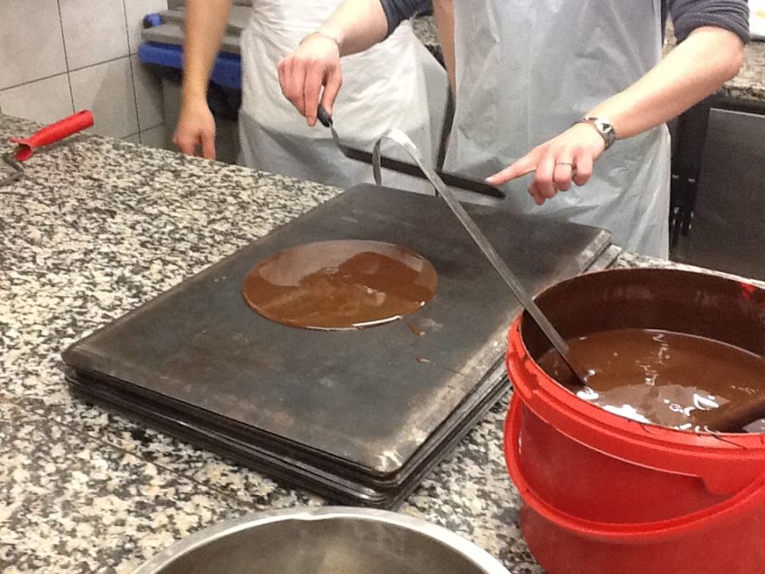 Paris: Behind the Scenes Bakery Tour with Breakfast - Key things you’ll notice right away