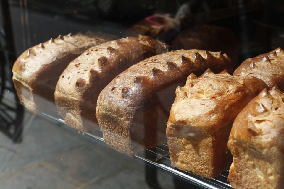 Paris: Behind the Scenes Bakery Tour with Breakfast - The behind-the-scenes workshop: seeing how a boulangerie really runs