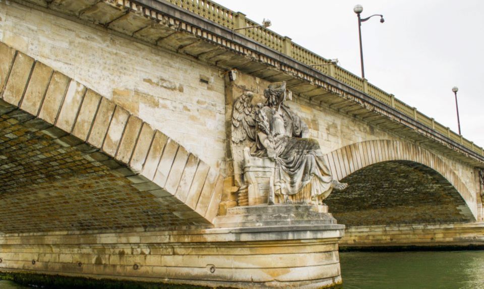 Paris: Catacombs, Audio Guide, and River Cruise Option - Catacombs entry: timed tickets, security, and the stair reality