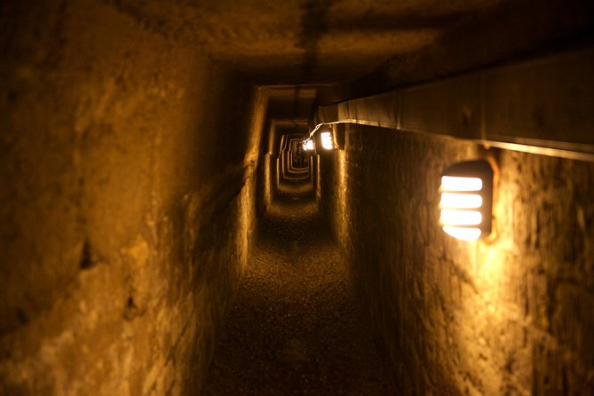 Paris Catacombs Tour - Pace, stairs, and comfort: what moderate fitness means here