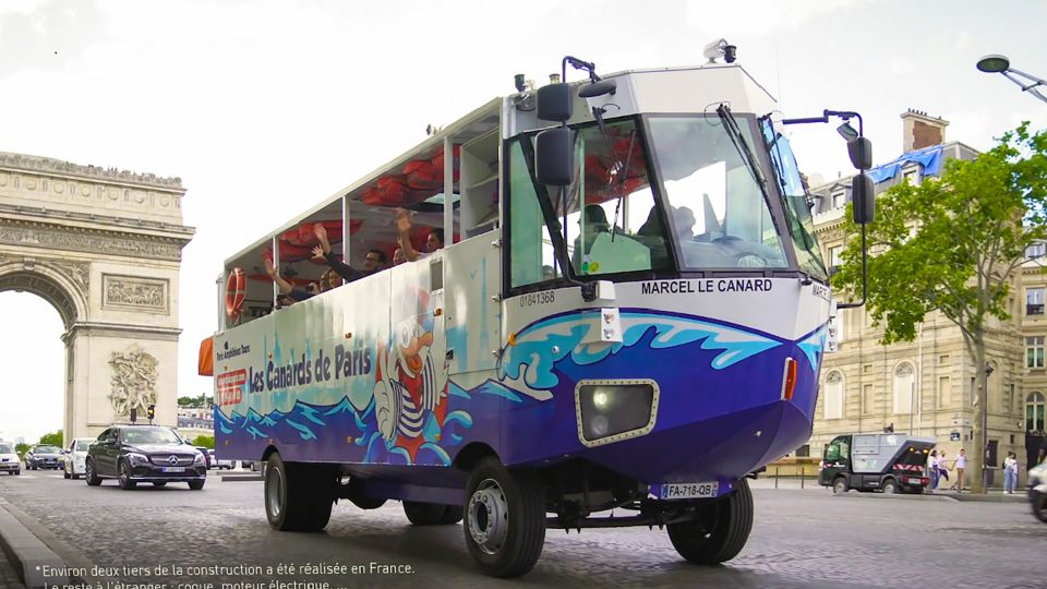 Paris: City and River Seine Tour on an Amphibious Bus - Hauts-de-Seine and the Royal Path: Versailles-Linked Views Beyond the Center