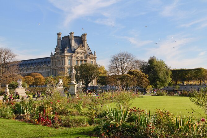 Paris City Center Free Walking Tour (Tip-Based) - Place Dauphine: for when you want a calmer lunch-feel square