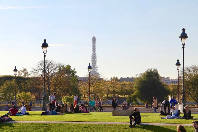 Paris City Center Free Walking Tour (Tip-Based) - Henri IV equestrian statue: the viewpoints that make the route feel worth it