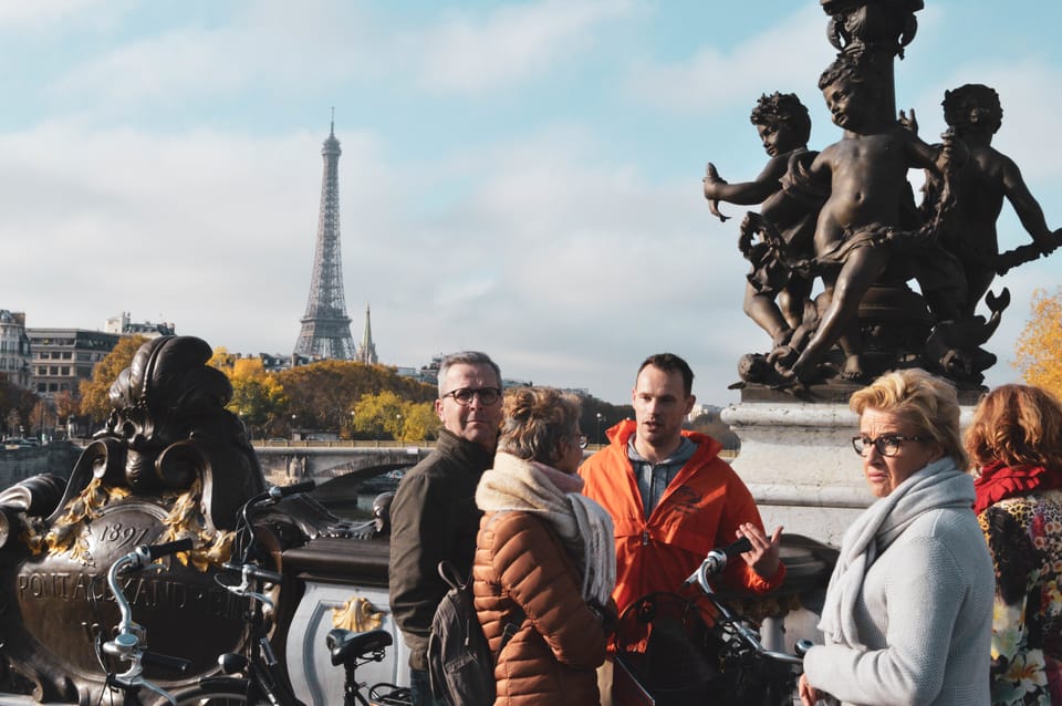 Paris: City Highlights Bike Tour - Starting at SAGS Parking Meyerbeer Opéra and getting rolling