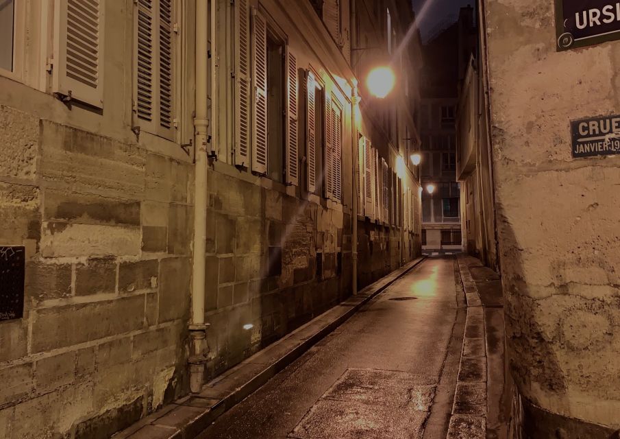 Paris: Dark History and Ghostly Guided Walking Tour - Notre-Dame Exterior Stops: Demons, Symbols, and the Templar Connection