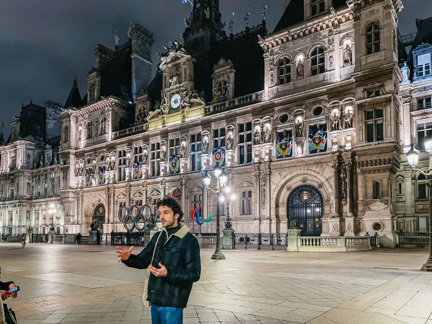 Paris: Dark History and Ghostly Guided Walking Tour - Conciergerie and the Feeling of Going From Legend to Place