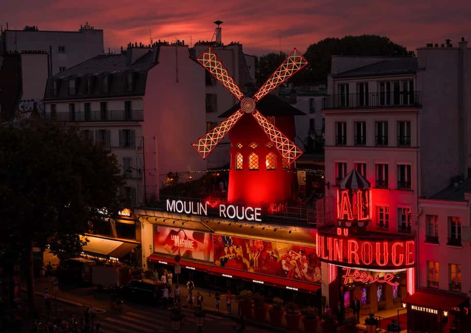 Paris: Dinner Show at the Moulin Rouge - Champagne and drinks: value, not just a perk