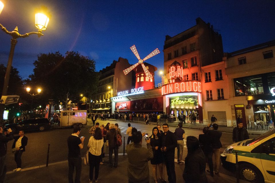 Paris: Dinner Show at the Moulin Rouge - The costume craft: why the show looks expensive