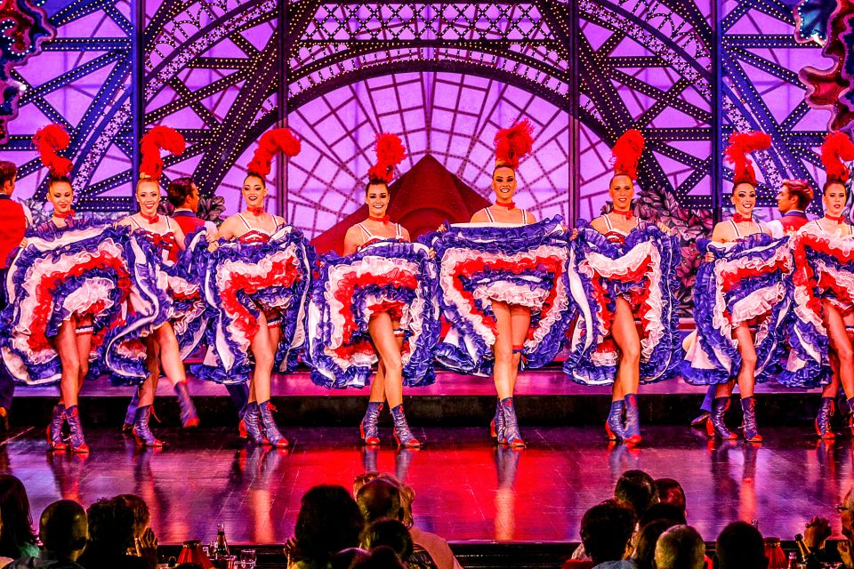 Paris: Dinner Show at the Moulin Rouge - How long is the night, really?
