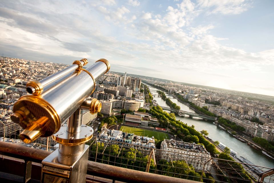 Paris: Eiffel Tower Access by Elevator & Seine River Cruise - How the Eiffel Tower Guide Helps (Not Just Reads Facts)