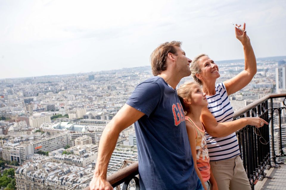 Paris: Eiffel Tower Access by Elevator & Seine River Cruise - Meeting Point Rules: The Place Where Trips Go Right (or Wrong)
