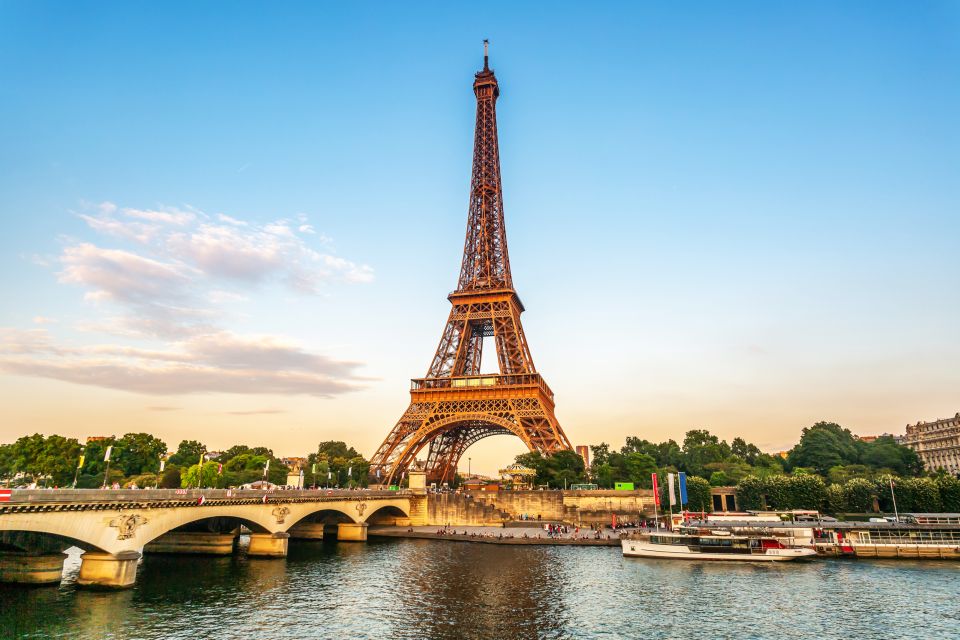 Paris: Eiffel Tower Stairs Climb to Level 2 & Summit Option - What to bring (and what to skip) for a smooth climb