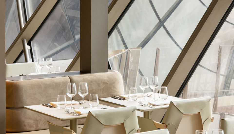 Paris: Eiffel Tower's Madame Brasserie 3-course lunch 12:00 - A realistic checklist before you go