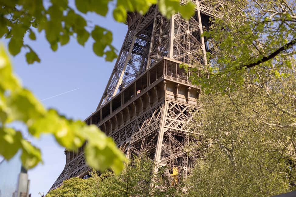 Paris: Eiffel Tower's Madame Brasserie 3-course lunch 12:00 - The 3-course lunch with Chef Thierry Marx (Brasserie or Madame)