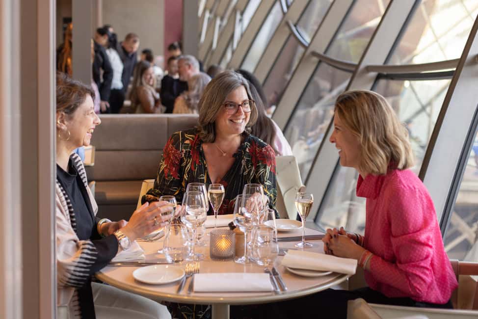 Paris: Eiffel Tower's Madame Brasserie 3-course lunch 12:00 - Getting there on time: skipping the stress without skipping the rules
