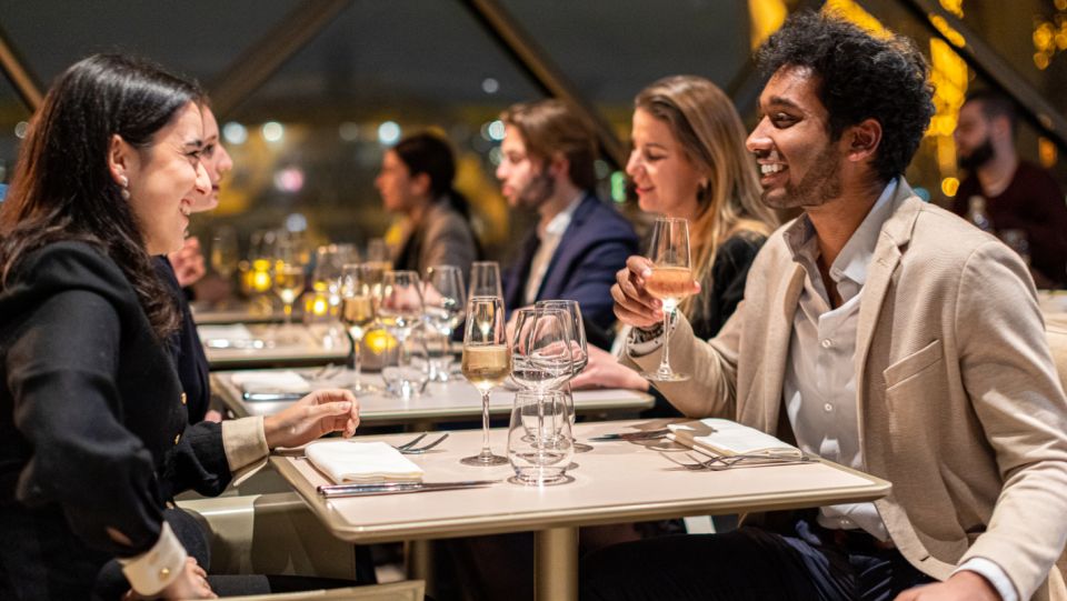 Paris: Elegant Dinner with Drinks in the Eiffel Tower - Why eating on the Eiffel Tower’s first floor is a smart splurge