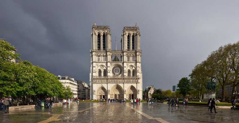 Paris: Eternal Notre-Dame VR Experience Ticket - Price and what you’re really paying for (about $36)