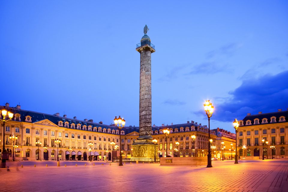 Paris: Evening Sightseeing Tour and Moulin Rouge Show - Price and value: what you’re really paying for