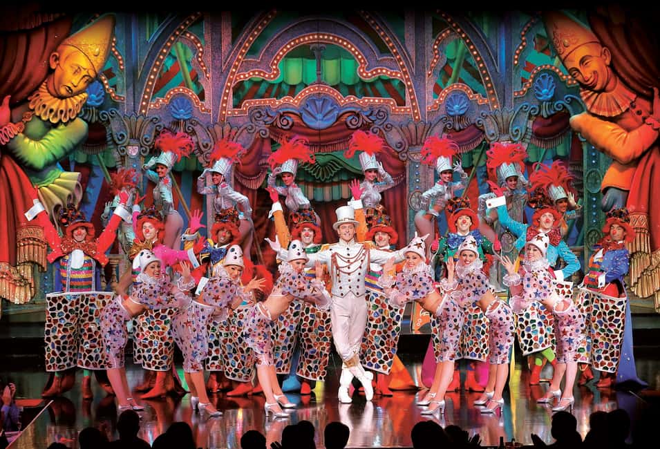Paris: Evening Sightseeing Tour and Moulin Rouge Show - Meet at Place de Sydney and get your bearings fast