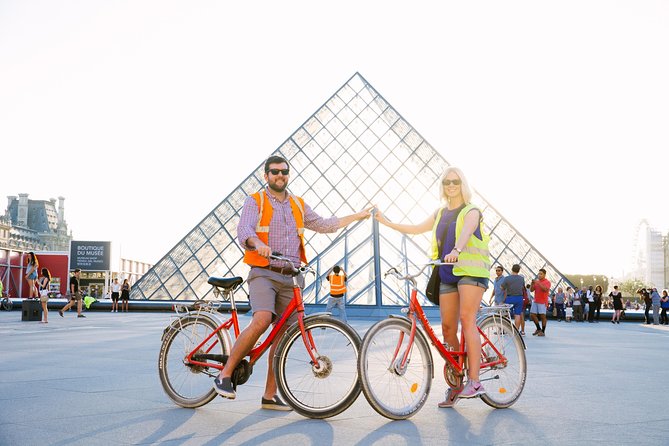 Paris Evening Snapshot Bike Tour - Meeting up at Dupleix: finding the bikes fast
