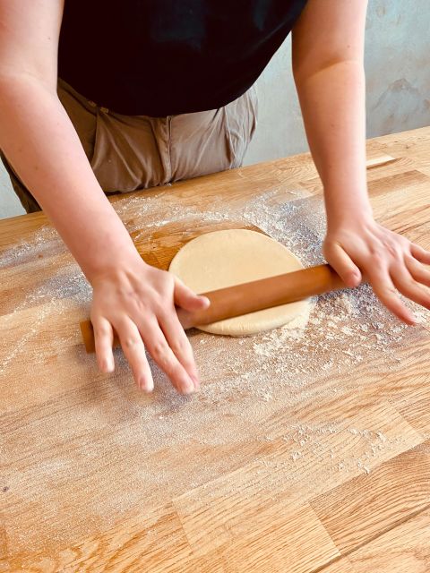 Paris: French Croissant Baking Class with a Chef - Price and value: is $159 worth it for croissant beginners?