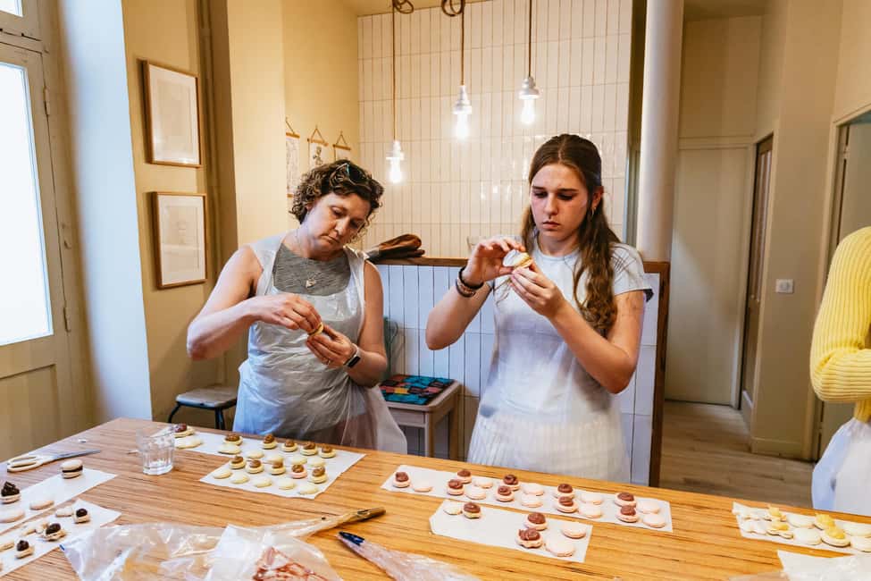 Paris: French Macaron Culinary Class with a Chef - Small Group Size: Why Up-To-Six Matters for Your Results