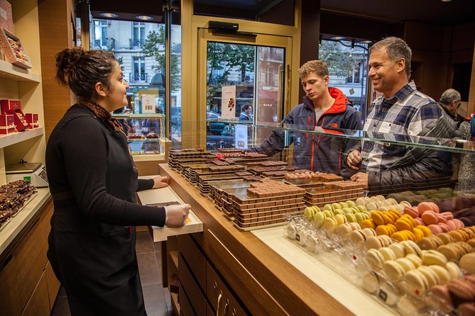 Paris French Sweets Tasting Tour with Pastries and Chocolates - Saint-Germain-des-Prés vs. Le Marais: Pick the Right Neighborhood for Your Sweet Tooth