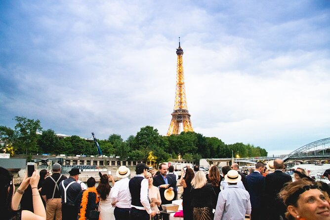 Paris Gourmet Dinner Seine River Cruise with Singer and DJ Set - The rooftop and the Eiffel Tower sparkle moment you’ll plan around