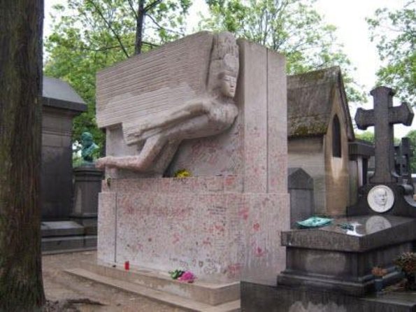 Paris: Haunted Père Lachaise Cemetery Guided Tour - Key highlights to look for