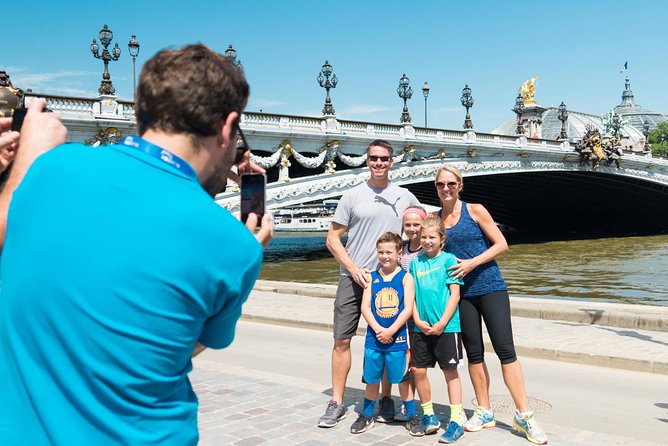 Paris Highlights Bike Tour: Eiffel Tower, Louvre and Notre-Dame - Rue Cler Food Break: A Paris Market Street Pause (With Choices)