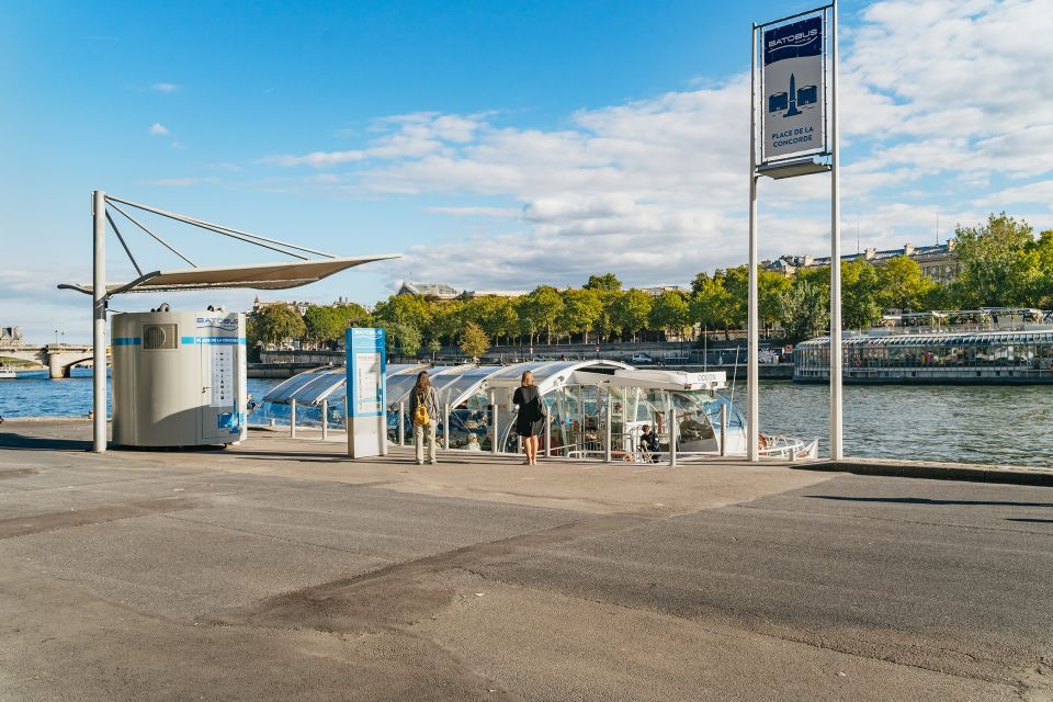 Paris: Hop-On Hop-Off Seine Cruise Pass with 9 Stops - Your 9-stop route: what each area is good for