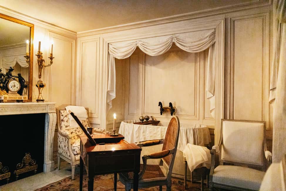 Paris: Hôtel de la Marine Entry Ticket - What to bring (and what to avoid in a palace-like interior)