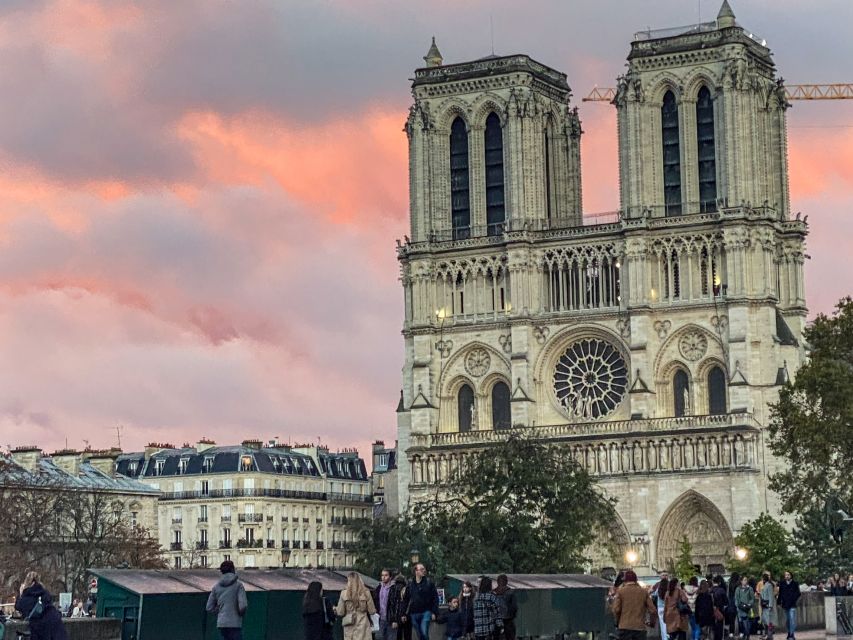 Paris: Île de la Cité and Notre-Dame Walking Tour With Crypt - Should you book the Île de la Cité and Notre-Dame walk with Crypt?