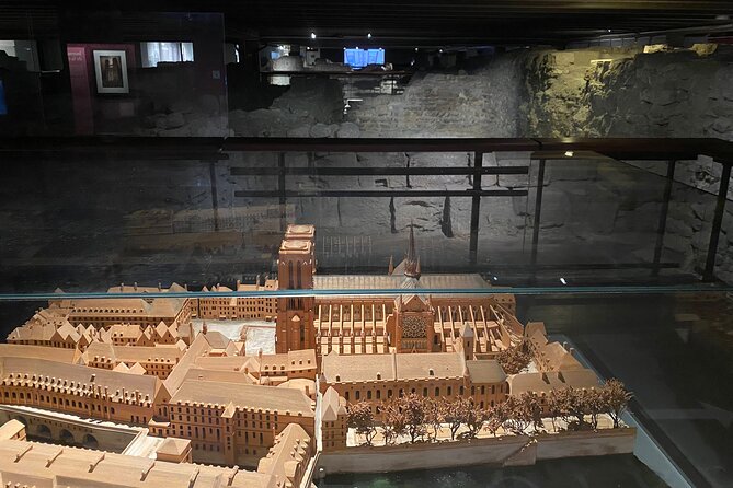 Paris: Île de la Cité and Notre-Dame Walking Tour With Crypt - Time, price, and value: is $47 a good deal?